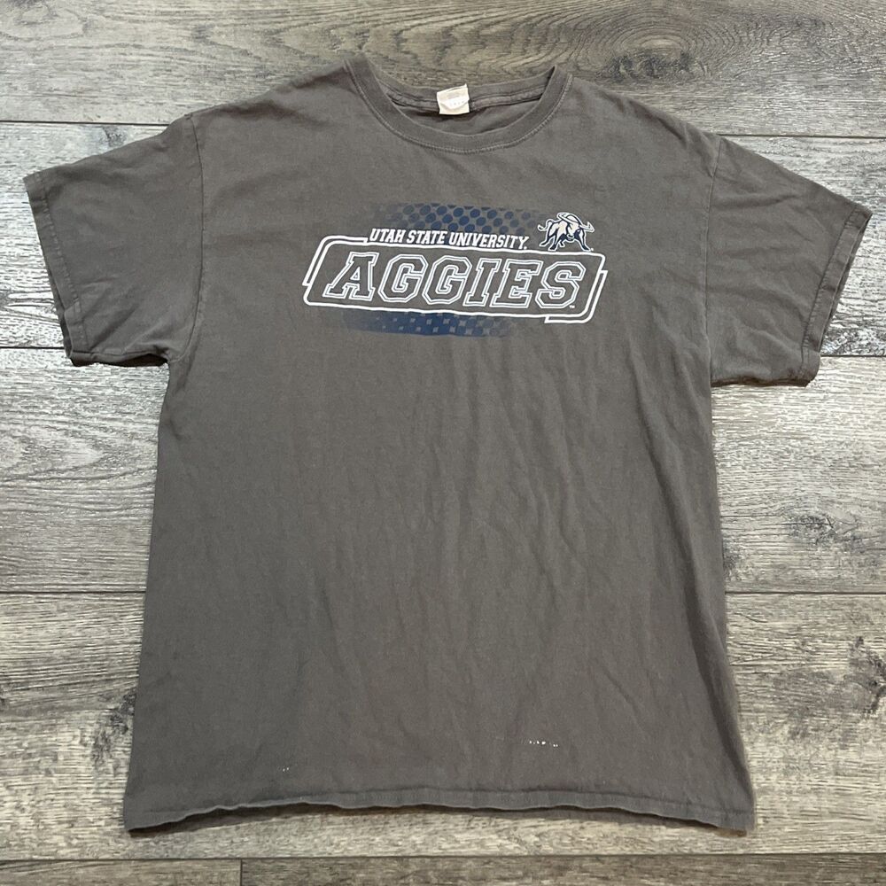 Vintage Y2K Utah State University Aggies Gray T-Shirt - Men’s Large